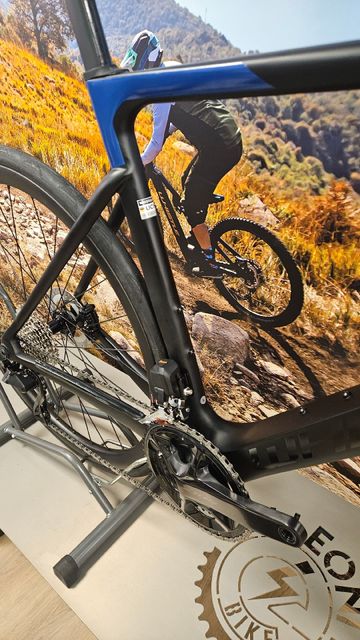 Used Whistle Vaero 2026 Road & Gravel, Black — image 4 of 4