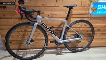 Used BMC Teammachine SLR FOUR 2024 2024 Road & Gravel, Gris claro — image 2 of 9