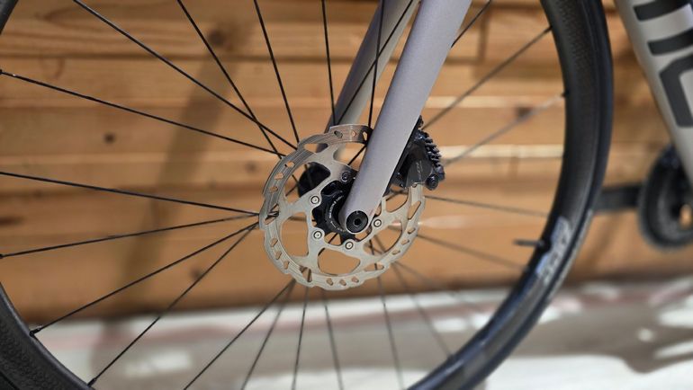 Used BMC Teammachine SLR FOUR 2024 2024 Road & Gravel, Gris claro — image 8 of 9