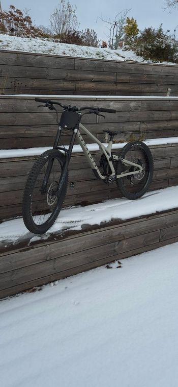 Commencal, Supreme Ride Chalk