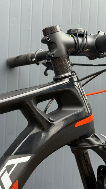 Used Olympia F1 2022 Mountainbike, Black — image 5 of 7