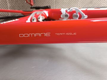 Brugt Trek Domane Shimano 105 2018 Road & Gravel — billede 3 af 17
