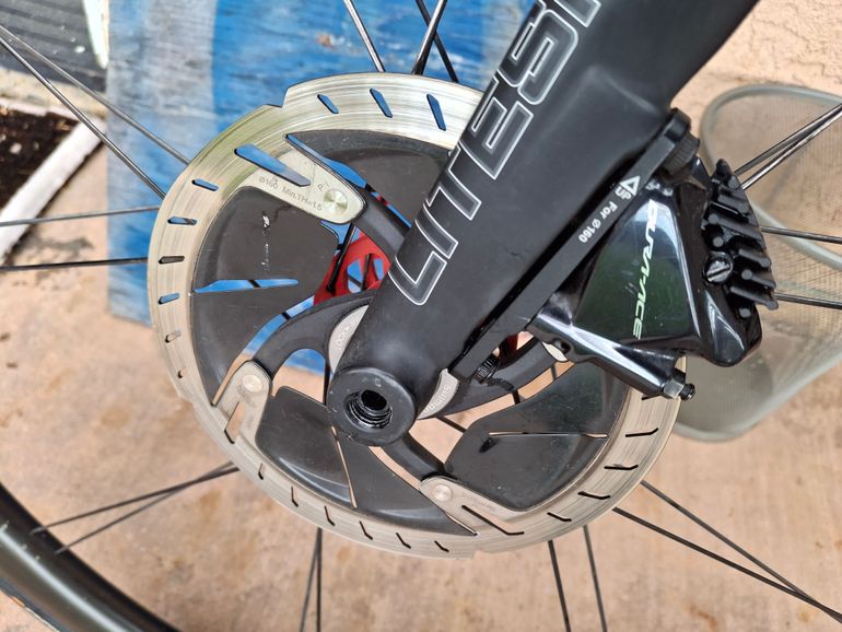 Used Litespeed T1sl, DuraAce Di2, Rolf Eres3 Cabon Wheels 2021 Road & Gravel, Light Gray — image 8 of 9