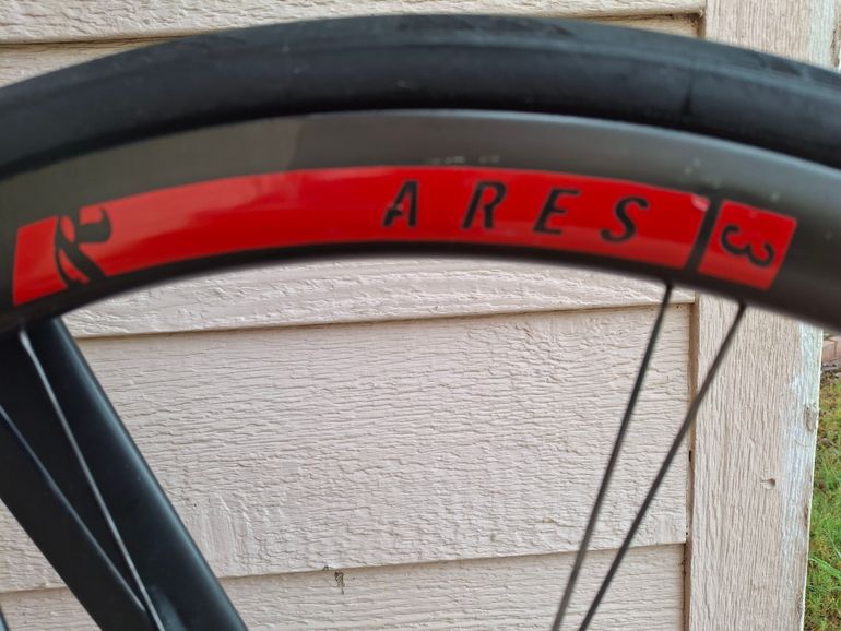 Used Litespeed T1sl, DuraAce Di2, Rolf Eres3 Cabon Wheels 2021 Road & Gravel, Light Gray — image 4 of 9