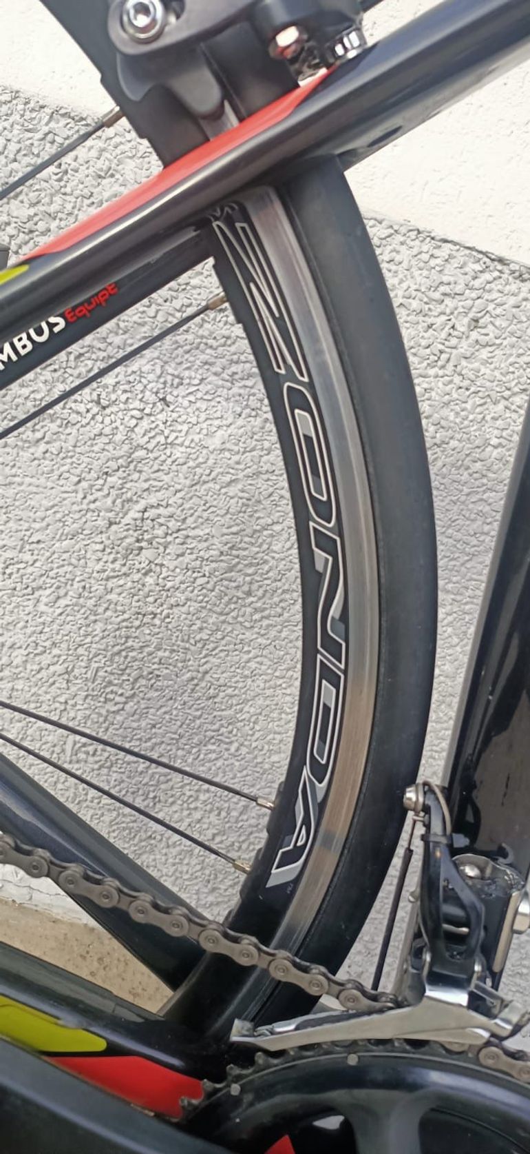 Used Cinelli Cinelli Saetta Shimano Ultegra 11v 2016 Road & Gravel — image 5 of 8