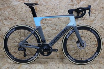 Cannondale SystemSix Hi-MOD Ultegra Di2 2024 2024 Road & Gravel usato