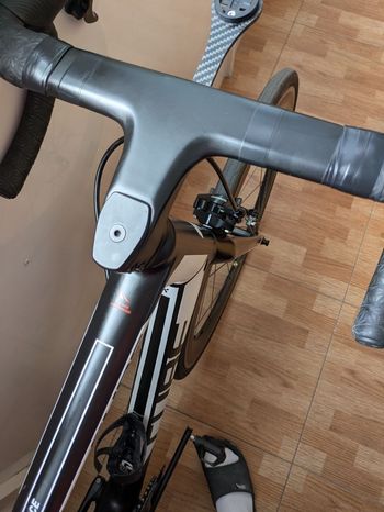 Used CUBE Attain WheelTop EDS 2019 Road & Gravel, Black — image 3 of 8