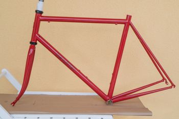 Used NO NAME Bendixen Rahmenbau - Custom-Made Frames Frameset 2023 Road & Gravel, Red — image 2 of 3