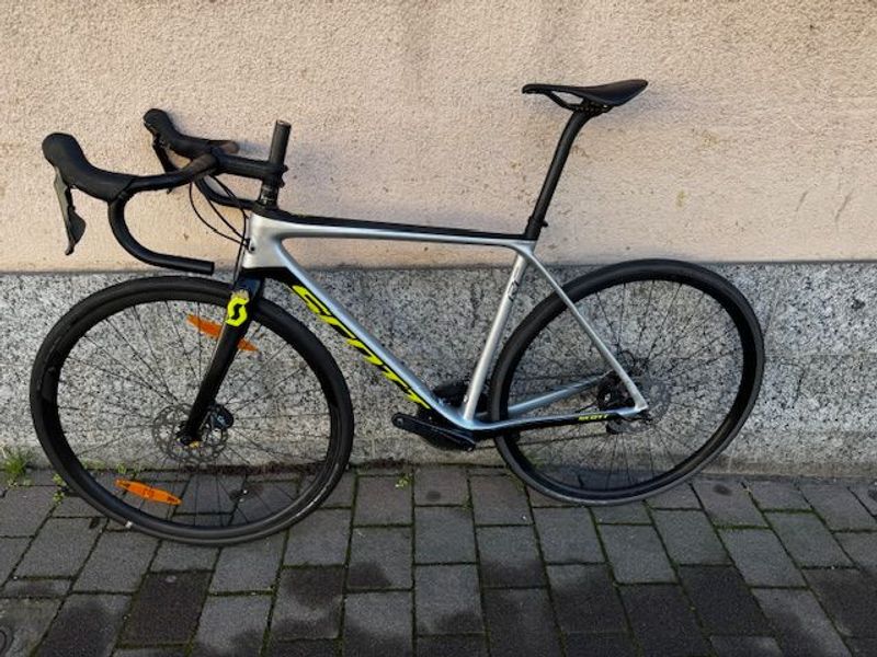 Used Scott Addict Pro 2019 Road & Gravel, Light Gray — image 2 of 6