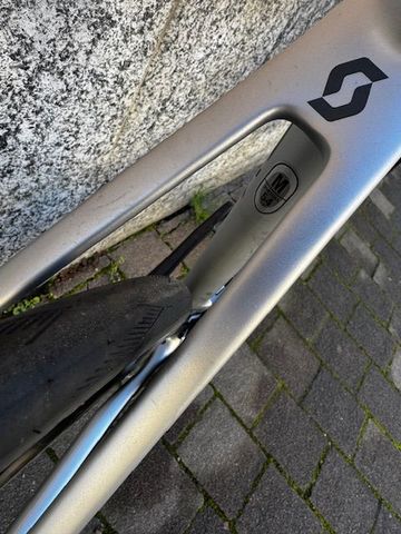 Used Scott Addict Pro 2019 Road & Gravel, Light Gray — image 6 of 6