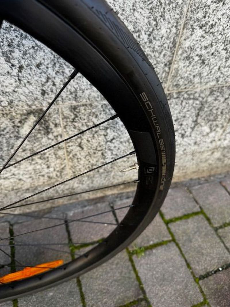 Used Scott Addict Pro 2019 Road & Gravel, Light Gray — image 5 of 6