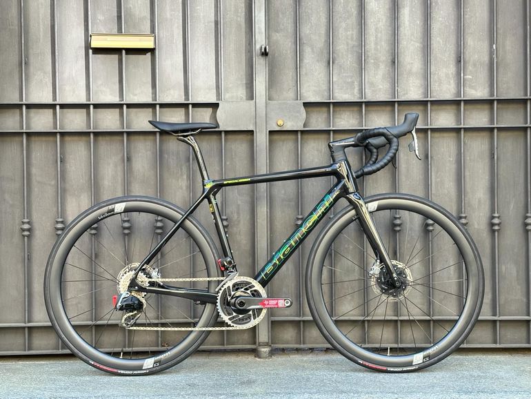 Used Bianchi Specialissima Red eTap AXS 2021 2021 Road & Gravel — image 1 of 10
