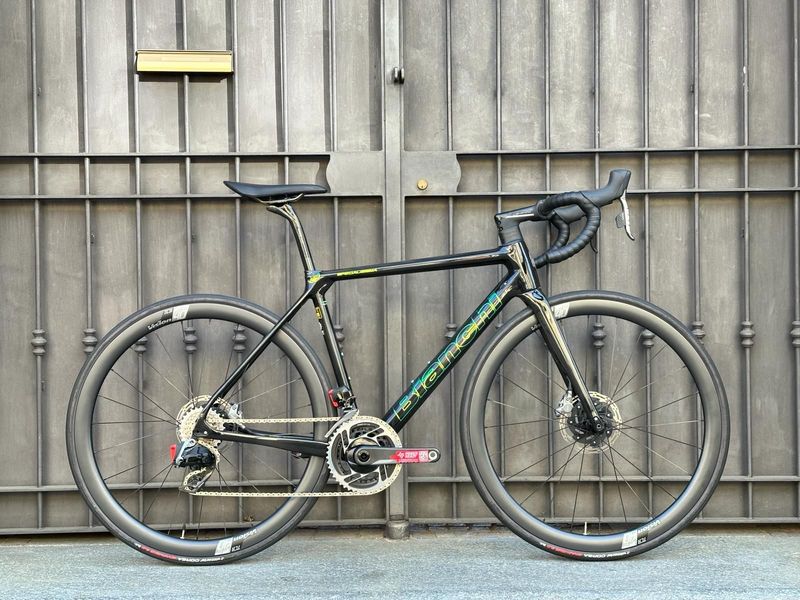 Bianchi Specialissima Red eTap AXS 2021 2021 Road & Gravel usato