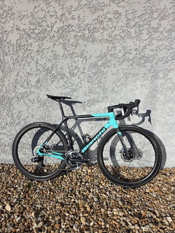 Parlee Altum Disc - from Bespoke Cycling, London Parlee Altum Disc