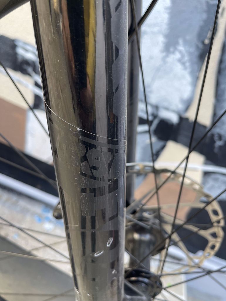 Used Giant Reign 1 2024 2024 Mountainbike — image 3 of 7