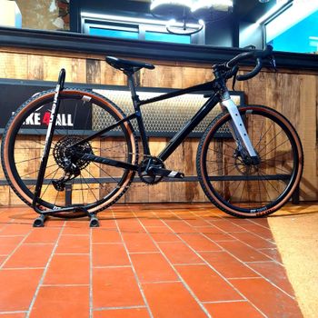 Used BMC URS THREE 2024 2024 Carretera y gravel
