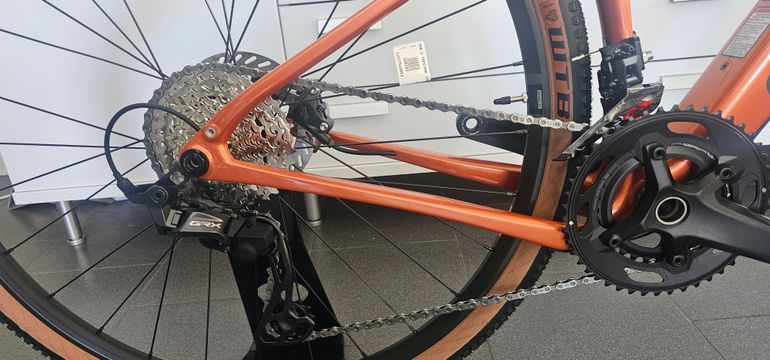 Used Cannondale TOPSTONE CARBON 3 GRX 2026 2026 Road & Gravel, Orange — image 2 of 5