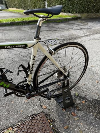 Used Bianchi Full Carbon 2011 Road & Gravel, White — image 3 of 9