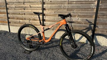 Brugt Orbea OIZ H10 2024 2024 Mountainbike — billede 1 af 5