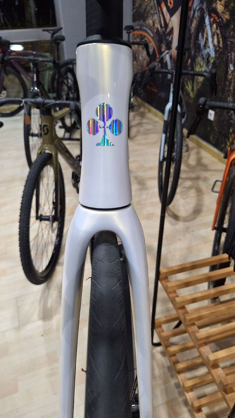Used Colnago V4RS 2025 Road & Gravel, White — image 5 of 5