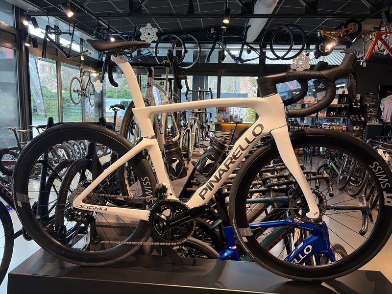 Brugt Pinarello DOGMA F 2026 Duraace Di2 2026 Road & Gravel