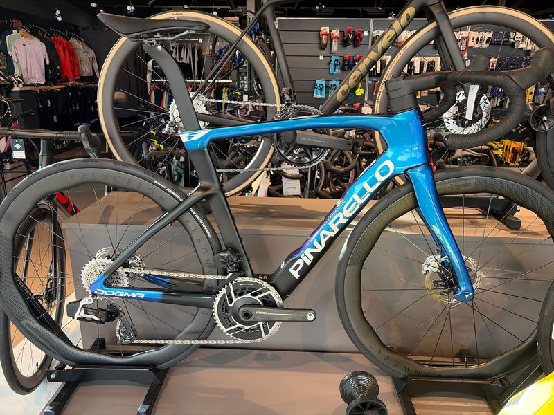 Used Pinarello DOGMA F DISC 2026 RED AXS PRINCETON PEAK 2026 Road & Gravel