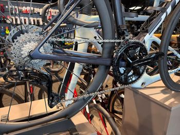 Used BMC Teammachine SLR01 TWO 2025 Road & Gravel — image 3 of 4