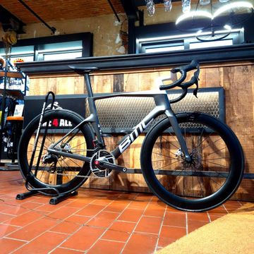 Gebrauchtes BMC Teammachine R 01 ONE 2024 Road & Gravel, Schwarz — Bild 2 von 3