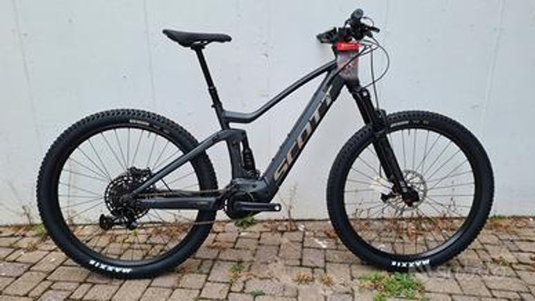 Used Scott Scott Strike E-Ride 930 2024 Mountainbike, Black — image 1 of 6
