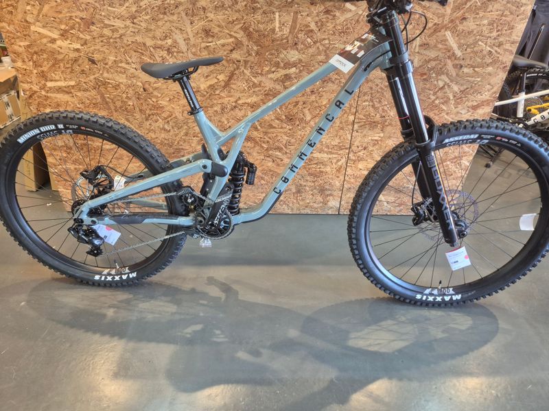 Used Commencal Supreme SRAM GX DH 2026 MTB
