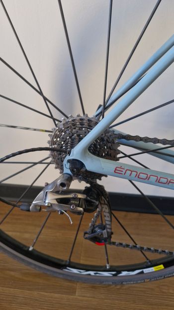 Used Trek SLR 700 2019 Road & Gravel — image 4 of 5