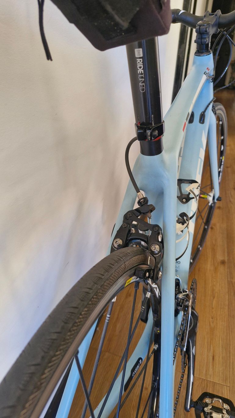 Used Trek SLR 700 2019 Road & Gravel — image 5 of 5
