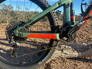 Used Scott Genius 930 2019 2019 Mountainbike, Green, 29 — image 8 of 11