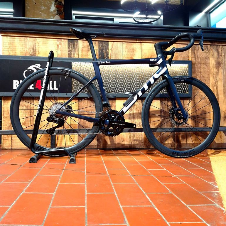 Used BMC TEAMMACHINE SLR 01 TWO 2025 Road & Gravel — image 2 of 3