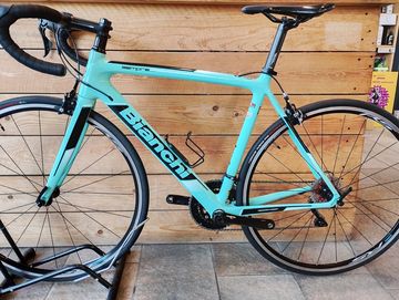 Used Bianchi Sempre Pro 2019 2019 Road & Gravel, Green — image 4 of 6