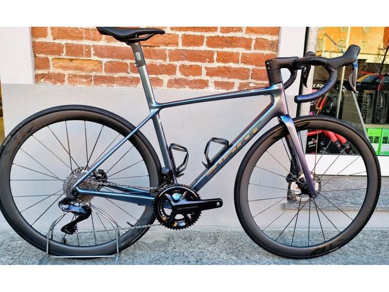 Bike Giant Tcr Advanced Sl Dura Ace Di2 GIANT TCR Advanced SL RED Bike Giant Tcr Advanced Sl Dura Ace Di2 GIANT TCR Advanced SL RED