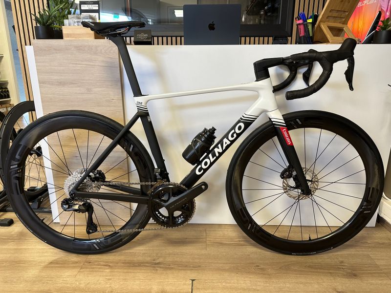 Used Colnago V5rs 2025 Road & Gravel, Black — image 2 of 3