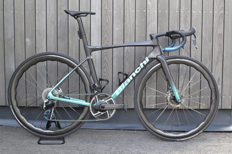Used Bianchi Specialissima RC 2025 2025 Road & Gravel