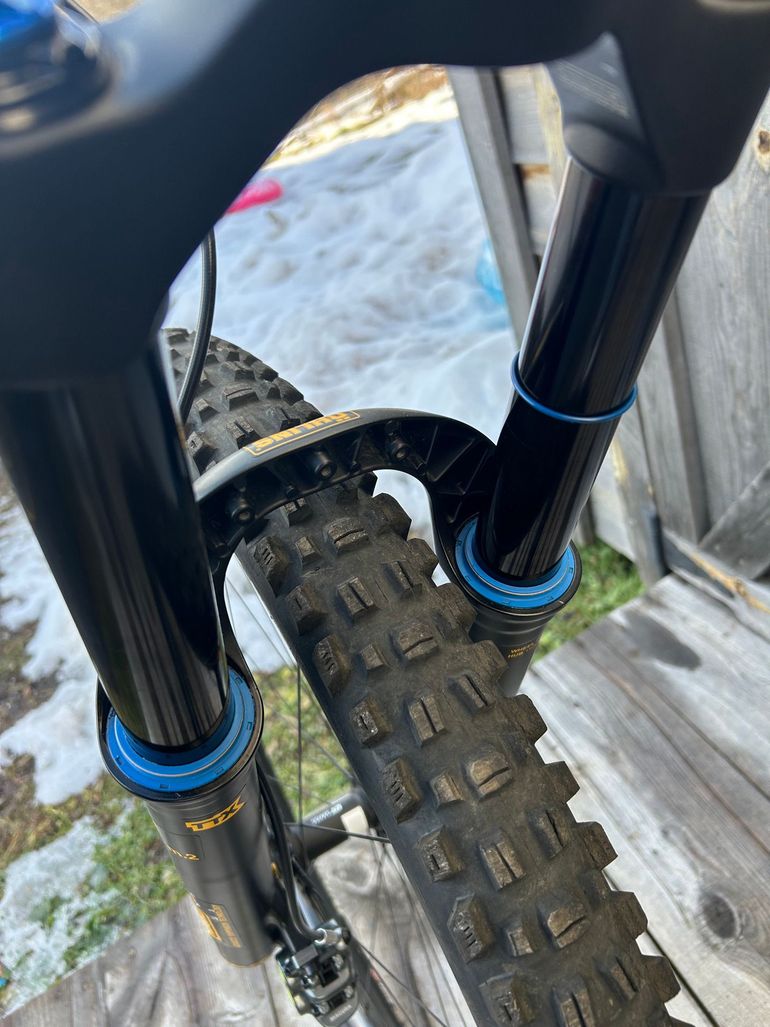 Used YT Industries Capra Uncaged 9 MX 2022 2022 Mountainbike, Purple, 29, 27.5 — image 17 of 19