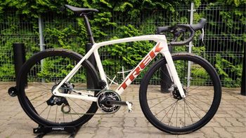 Trek, Trek Emonda SLR 9 AXS