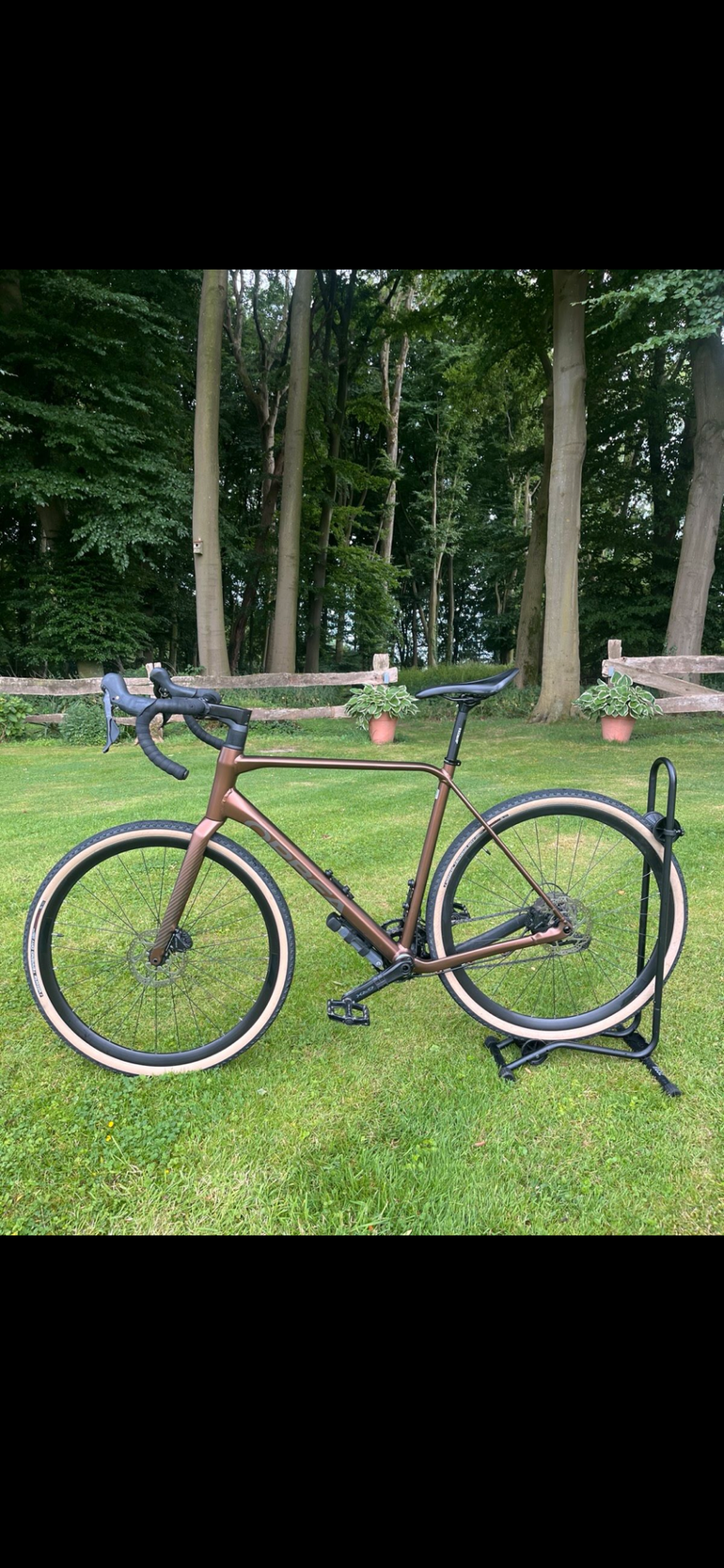 Used Orbea TERRA H30 2022 2022 Road & Gravel, Light Gray — image 2 of 6
