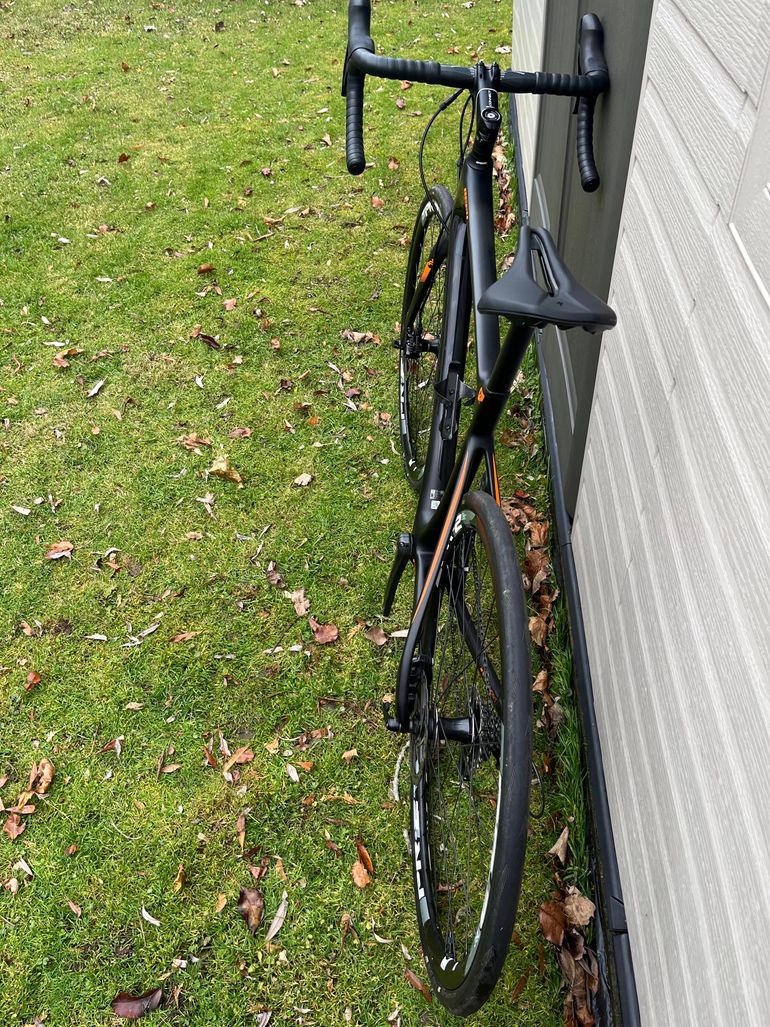 Used Giant Defy Advanced 1 2017 2017 Road & Gravel, Black — image 4 of 4