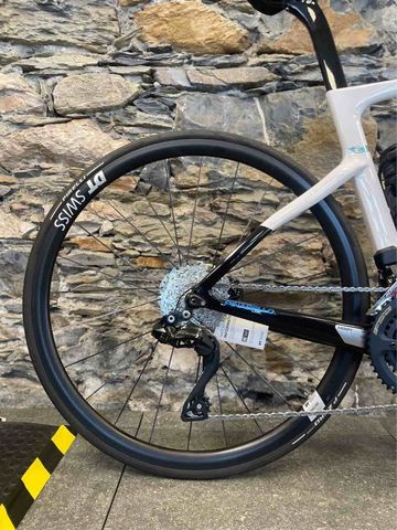 Brugt Pinarello NYTRO E5 ROAD - 105 Di2 2024 2024 Road & Gravel — billede 2 af 7