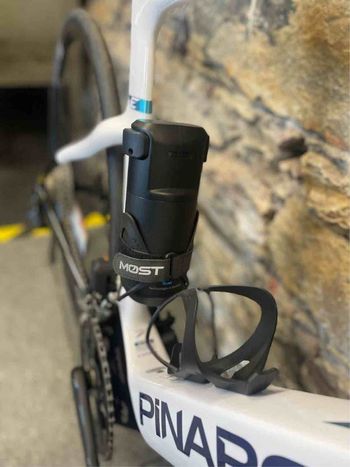 Used Pinarello NYTRO E5 ROAD - 105 Di2 2024 2024 Road & Gravel, Weiß — image 6 of 7