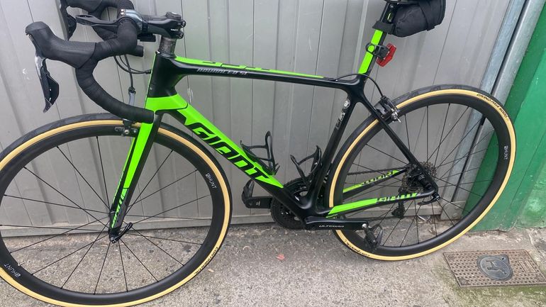 Used Giant TCR Advanced SL Rim Brakes Ultegra Di2 2018 Road & Gravel, Green — image 1 of 8
