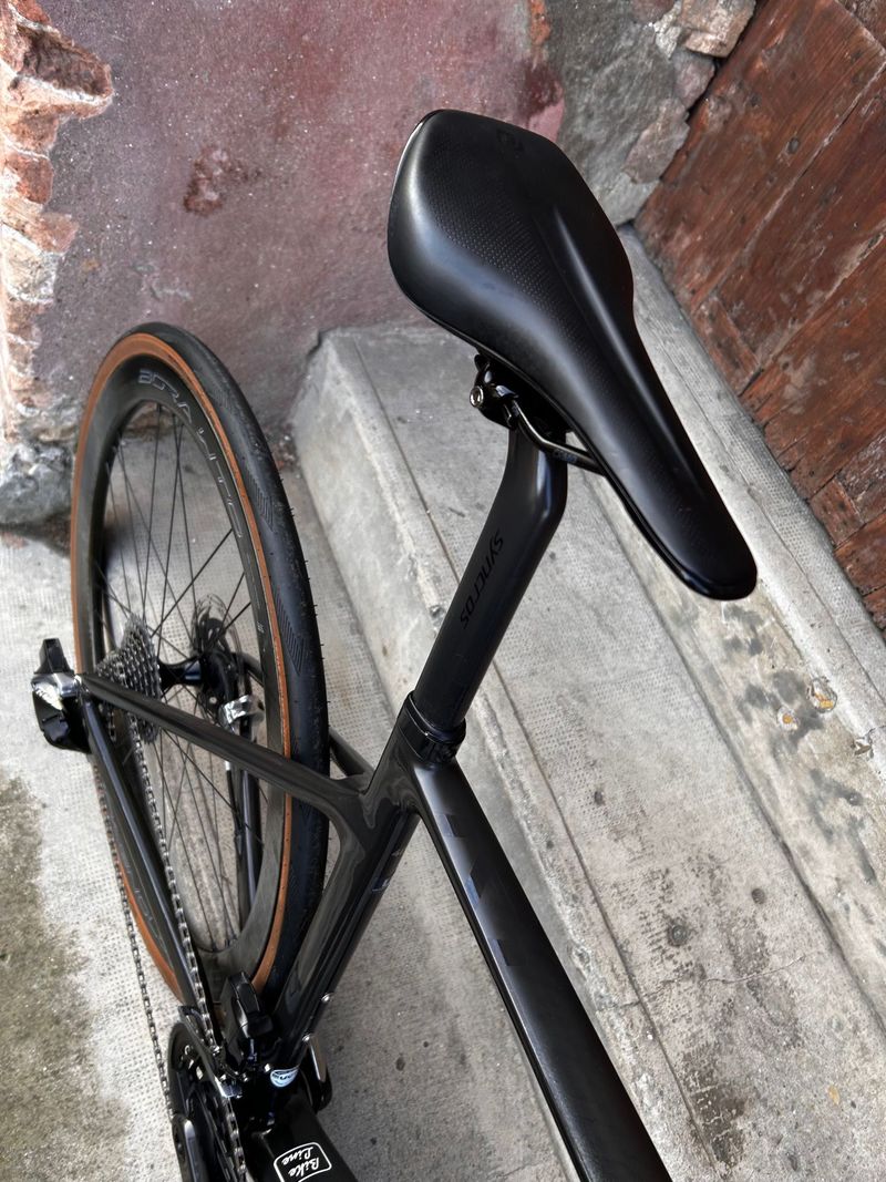Scott Addict RC 2022 Road & Gravel de segunda mano, Negro — imagen 7 de 22