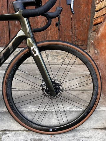 Scott Addict RC 2022 Road & Gravel de segunda mano, Negro — imagen 3 de 22