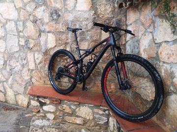 Używany Specialized Epic Expert Carbon 29 2015 2015 Mountainbike — zdjęcie 2 z 4