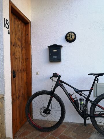 Używany Specialized Epic Expert Carbon 29 2015 2015 Mountainbike — zdjęcie 3 z 4