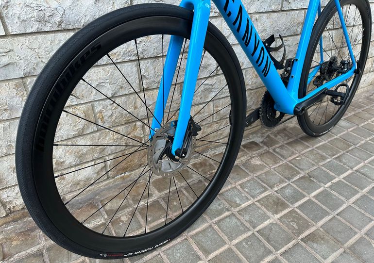 Canyon Ultimate Shimano Ultegra Di2 2022 Road & Gravel de segunda mano, Azul — imagen 7 de 9